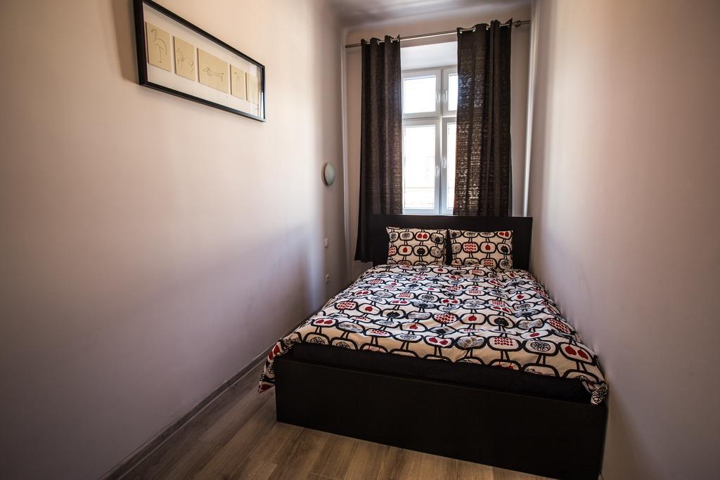 Apartament Skłodowska-curie, Martini *