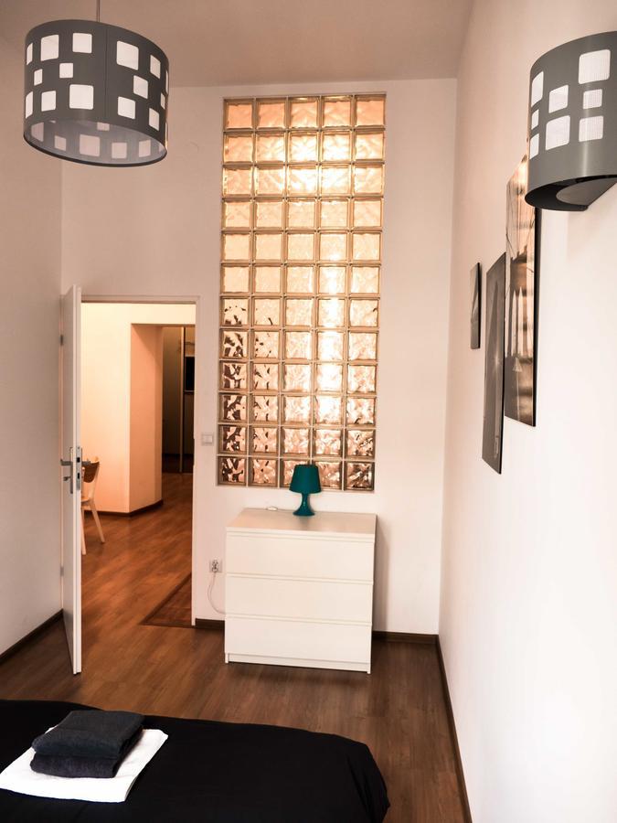 Apartament Skłodowska-curie, Martini